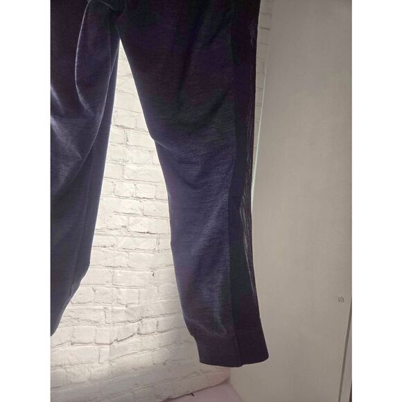 H By Halston Women's Size Medium PETITE Blue/Black Chambray Capris Leggings - Picture 5 of 7